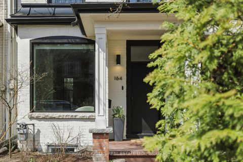 Photo 1 at 164 Albany Avenue, Annex, Toronto