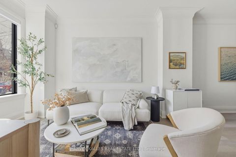 Photo 3 at 164 Albany Avenue, Annex, Toronto