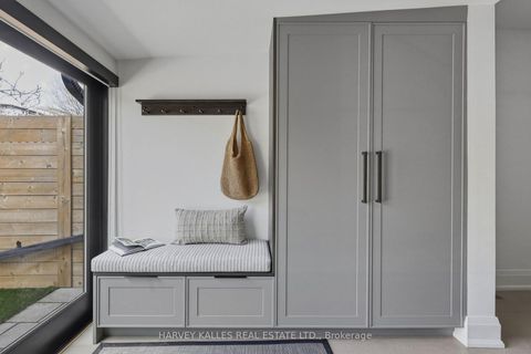 Photo 9 at 164 Albany Avenue, Annex, Toronto