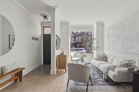 Photo 10 at 164 Albany Avenue, Annex, Toronto