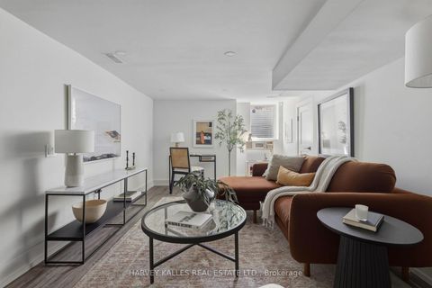 Photo 17 at 164 Albany Avenue, Annex, Toronto