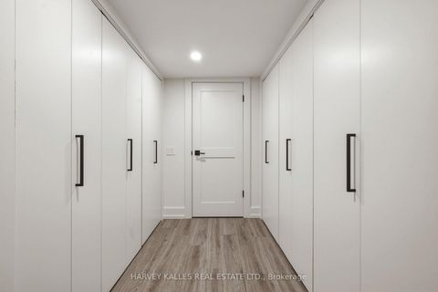 Photo 19 at 164 Albany Avenue, Annex, Toronto