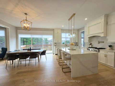 Photo 8 at 188 First Nations Trail, Kleinburg, Vaughan