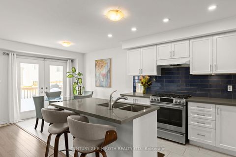 Photo 6 at 69 Alaskan Heights, Holly, Barrie