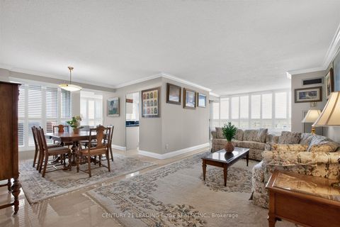 Photo 6 at 1011 - 33 Weldrick Road E, Observatory, Richmond Hill