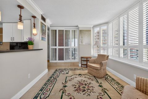 Photo 23 at 1011 - 33 Weldrick Road E, Observatory, Richmond Hill