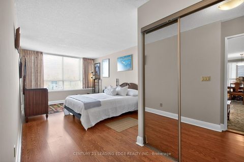 Photo 25 at 1011 - 33 Weldrick Road E, Observatory, Richmond Hill