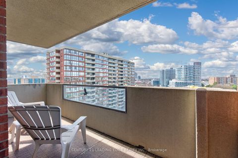 Photo 34 at 1011 - 33 Weldrick Road E, Observatory, Richmond Hill