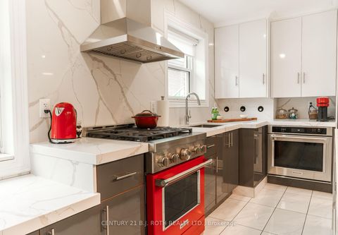 Photo 7 at 43 Linelle Street, Westgate, Toronto