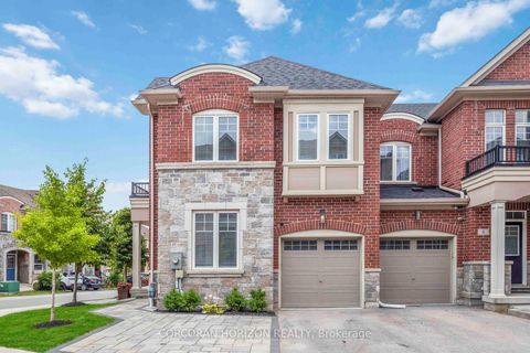 Photo 2 at 81 Dundonald Trail, Glenway Estates, Newmarket