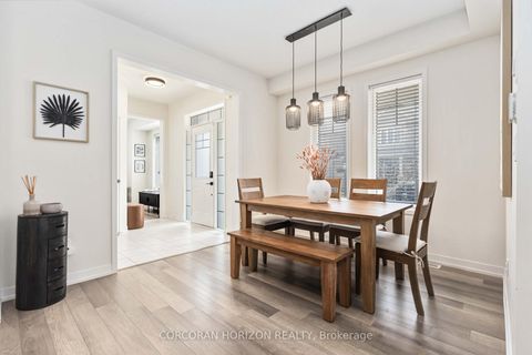 Photo 17 at 81 Dundonald Trail, Glenway Estates, Newmarket