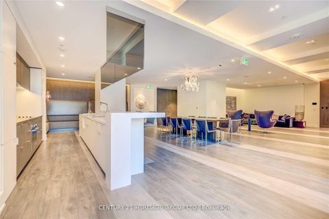 Photo 11 at 512 - 6 Parkwood Avenue, Casa Loma, Toronto