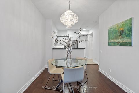 Photo 12 at 105 - 451 Rosewell Avenue S, Lawrence Park South, Toronto