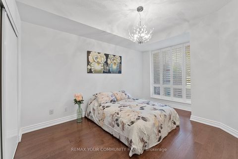 Photo 18 at 105 - 451 Rosewell Avenue S, Lawrence Park South, Toronto