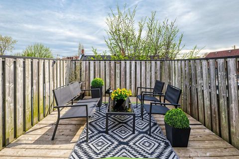 Photo 25 at 80 Manning Avenue, Bellwoods, Toronto