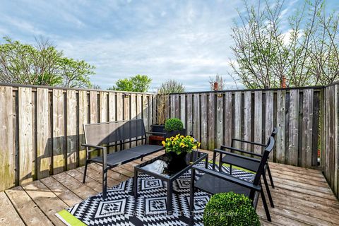 Photo 26 at 80 Manning Avenue, Bellwoods, Toronto