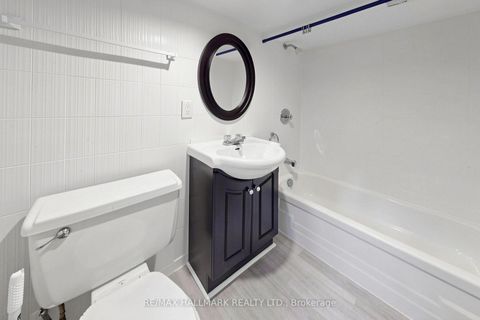 Photo 30 at 80 Manning Avenue, Bellwoods, Toronto