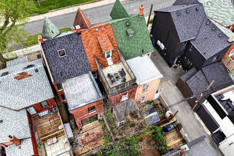 Photo 31 at 80 Manning Avenue, Bellwoods, Toronto