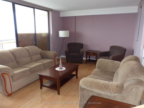 Photo 15 at 906 - 177 Linus Road, Don Valley Village, Toronto