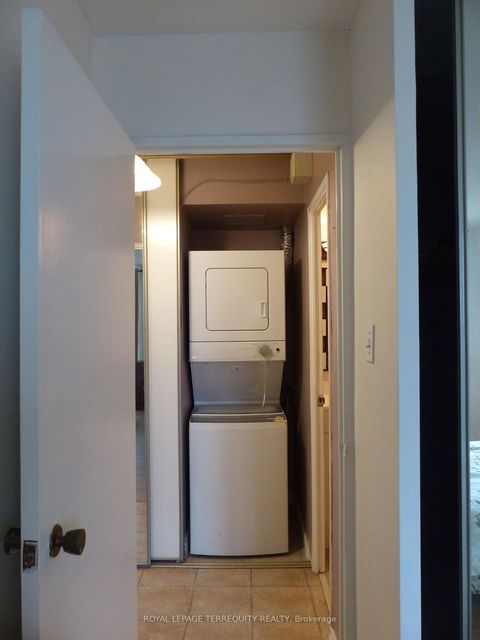 Photo 25 at 906 - 177 Linus Road, Don Valley Village, Toronto