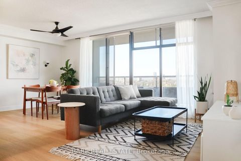 Photo 2 at 1004 - 135 Marlee Avenue, Belgravia, Toronto