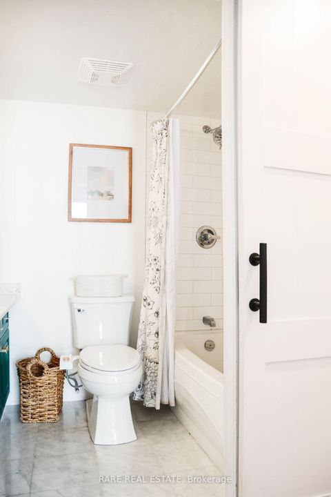 Photo 12 at 1004 - 135 Marlee Avenue, Belgravia, Toronto