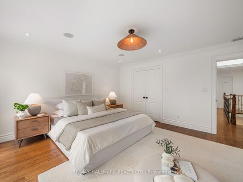 Photo 21 at 122 Hopedale Avenue, Broadview North, Toronto