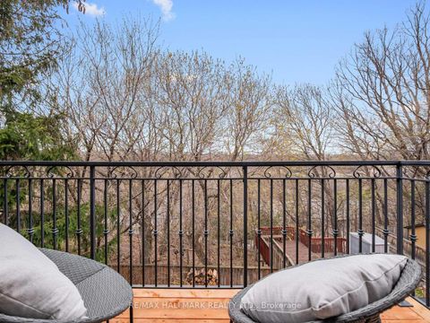 Photo 23 at 122 Hopedale Avenue, Broadview North, Toronto