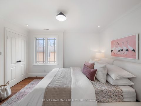 Photo 27 at 122 Hopedale Avenue, Broadview North, Toronto