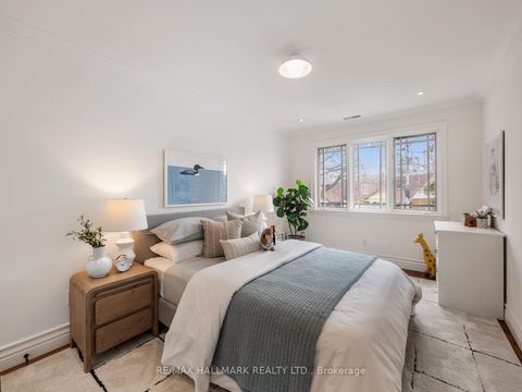 Photo 29 at 122 Hopedale Avenue, Broadview North, Toronto