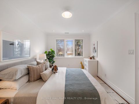 Photo 30 at 122 Hopedale Avenue, Broadview North, Toronto