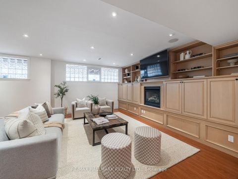 Photo 32 at 122 Hopedale Avenue, Broadview North, Toronto