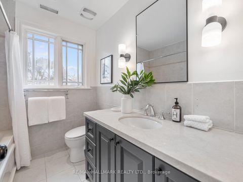 Photo 34 at 122 Hopedale Avenue, Broadview North, Toronto