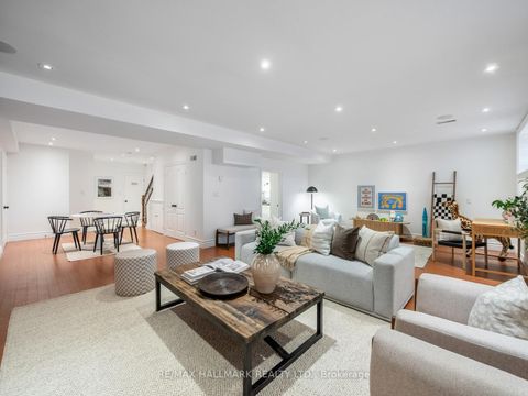 Photo 38 at 122 Hopedale Avenue, Broadview North, Toronto