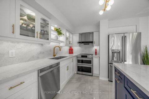 Photo 10 at 802 - 2111 Lake Shore Boulevard W, Mimico, Toronto