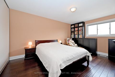 Photo 20 at 21 Bigham Crescent, West Deane, Toronto