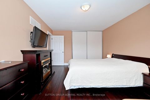 Photo 22 at 21 Bigham Crescent, West Deane, Toronto