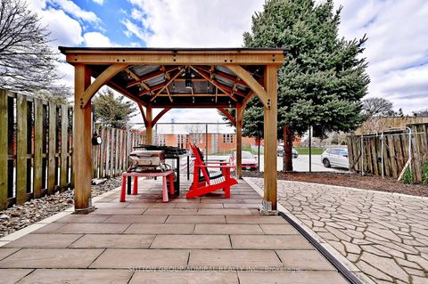 Photo 39 at 21 Bigham Crescent, West Deane, Toronto