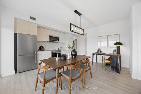 Photo 10 at 1603 - 30 Inn On The Park Drive, Don Mills, Toronto