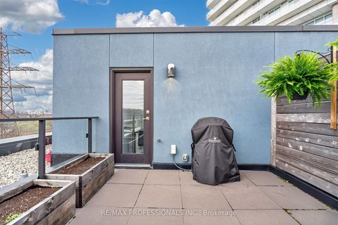 Photo 21 at TH48 - 10 Brin Drive, Humber Valley, Toronto