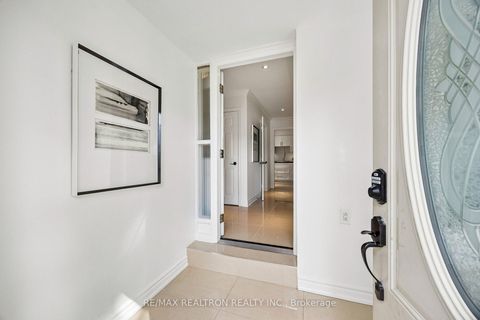 Photo 3 at 22 Denlow Boulevard, Don Mills, Toronto