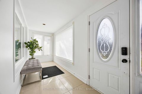 Photo 4 at 22 Denlow Boulevard, Don Mills, Toronto