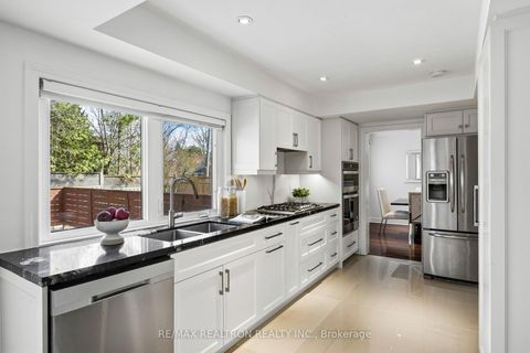 Photo 15 at 22 Denlow Boulevard, Don Mills, Toronto