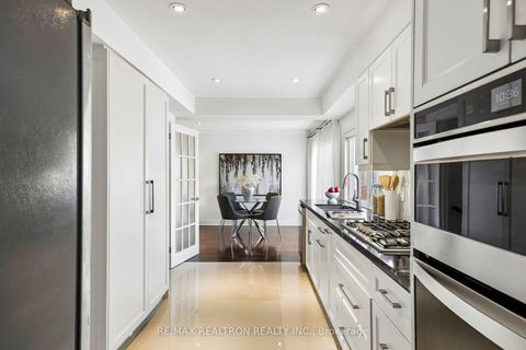 Photo 16 at 22 Denlow Boulevard, Don Mills, Toronto