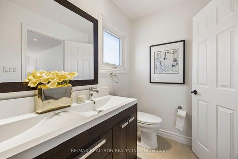 Photo 30 at 22 Denlow Boulevard, Don Mills, Toronto