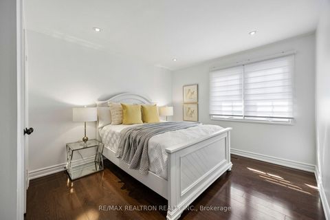 Photo 31 at 22 Denlow Boulevard, Don Mills, Toronto