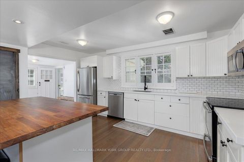 Photo 11 at 53 Westwind Circle, Historic Lakeshore Communities, Georgina