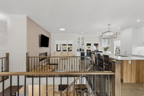 Photo 5 at 18 Todd Drive, Bayshore, Barrie