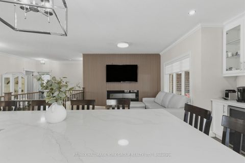 Photo 11 at 18 Todd Drive, Bayshore, Barrie