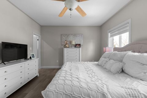 Photo 18 at 18 Todd Drive, Bayshore, Barrie